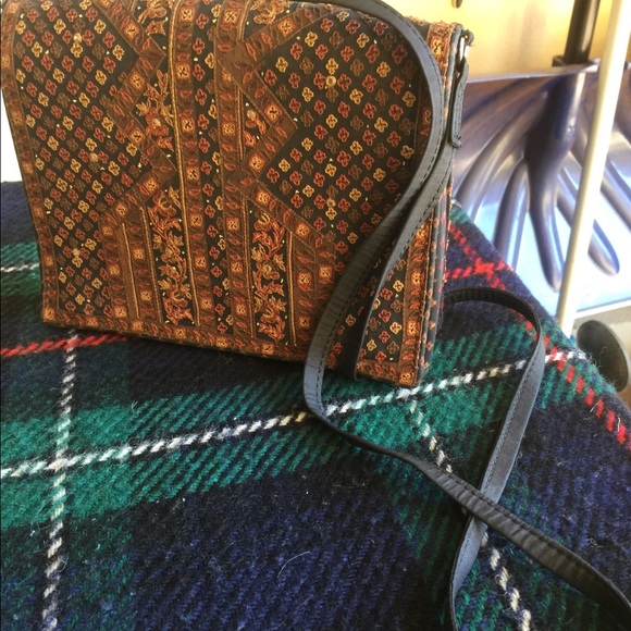 Sling bag from India - Picture 3 of 5